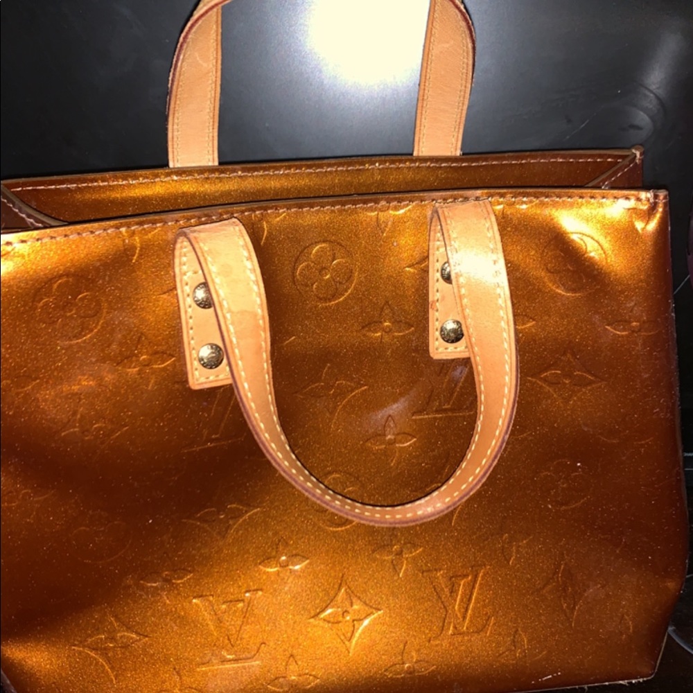 Authentic Louis Vuitton vernis tote